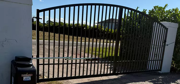 Driveway Fence Repair Casas Adobes